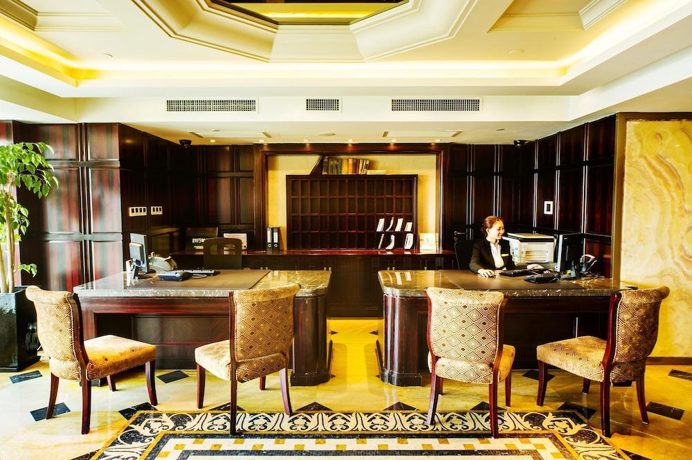Paramount Gallery Hotel Shanghai Exterior photo