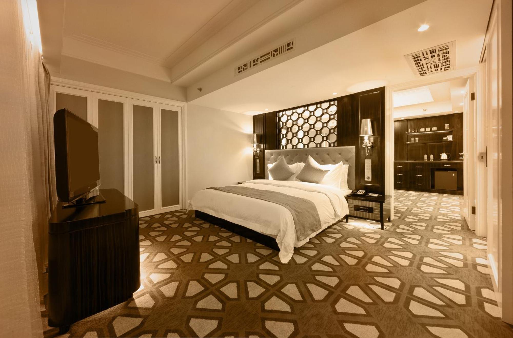 Paramount Gallery Hotel Shanghai Room photo